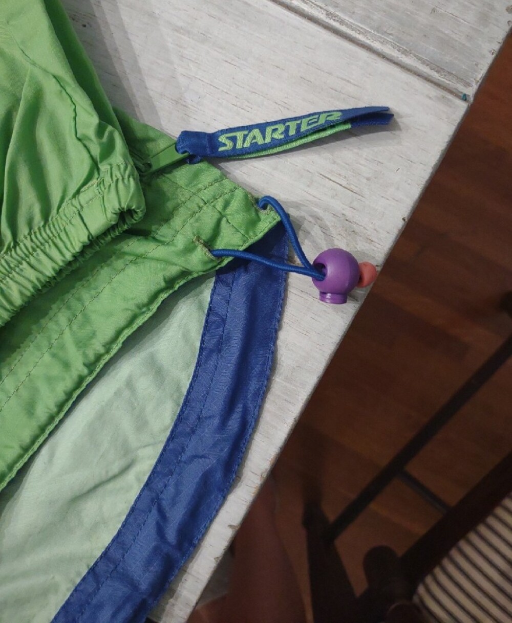 Vintage STARTER Green Pullover Windbreaker With Packable Hood - Picture 3 of 5